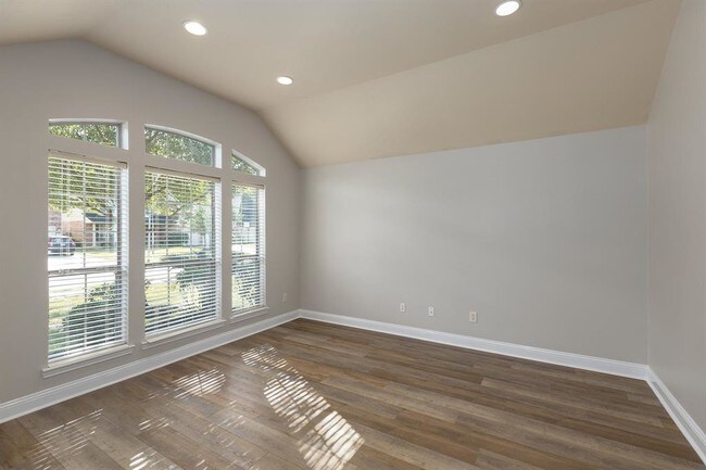 Foto del edificio - 13043 Sweetgum Shores Dr