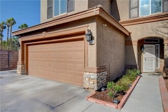 Building Photo - 4512 Long Horse Ct