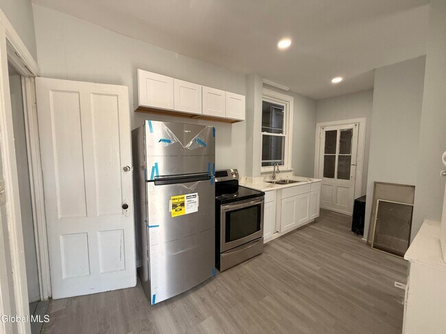 Foto del edificio - 184 Quail St