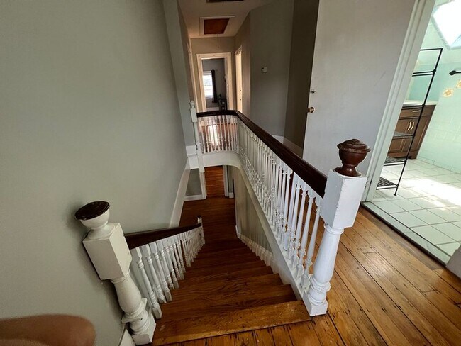 Foto del edificio - Perfect for up to Boston University Students needing large outdoor space for "social endeavors"