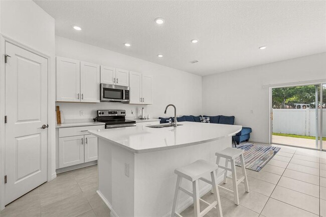 Building Photo - 3575 Landing Net Dr