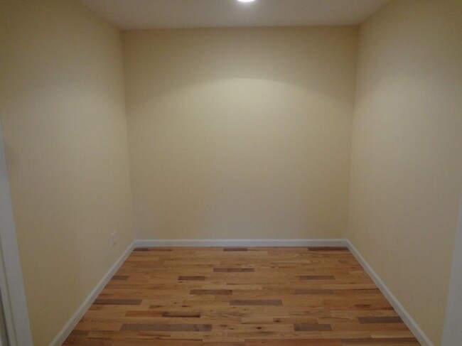 Building Photo - 155 Chrystie St