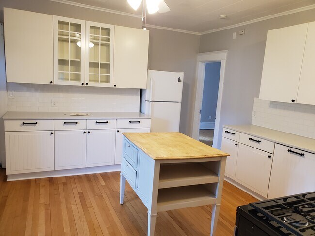 Foto del edificio - 1528 4th St. NE