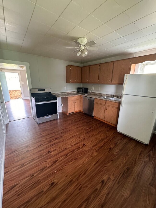 149151 French St Unit 151, Greensburg, PA 15601 Room for Rent in