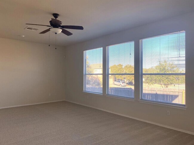 Foto del edificio - 11421 Dog Leg Dr