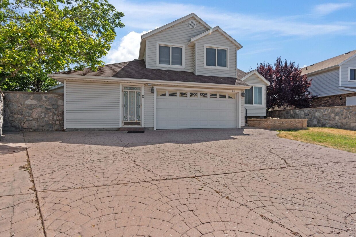 Photo - 3741 W. 8850 S.