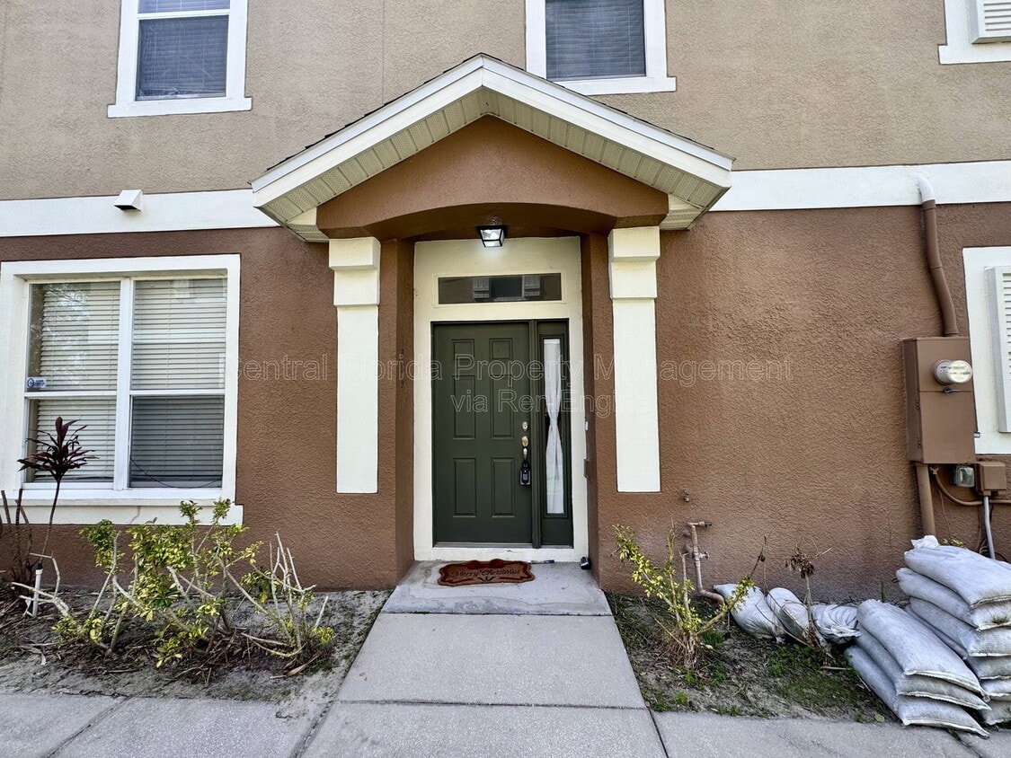 Photo - 1985 Estancia Circle