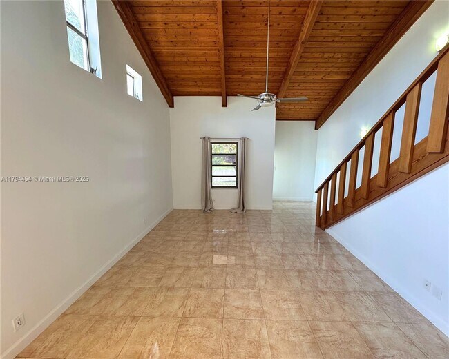 Foto del edificio - 1515 NE 24th St