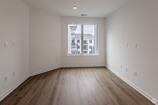 1BR, 1BA - Living Room - Stonehill at West Orange