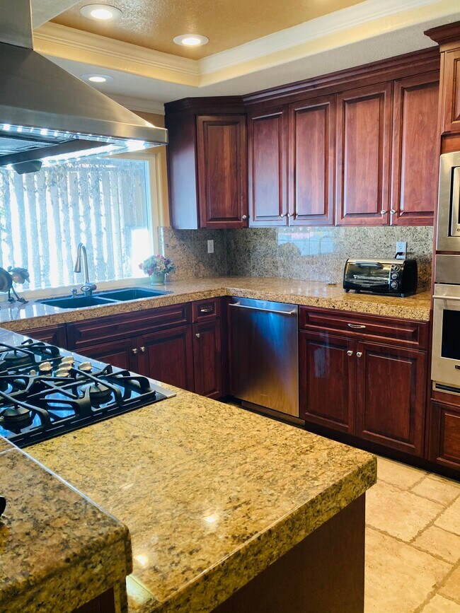 Foto del edificio - 31264 Contour Ave