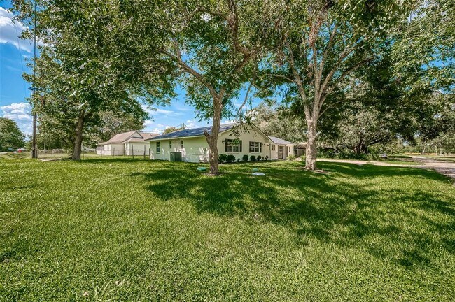 Foto del edificio - 2624 County Rd 148