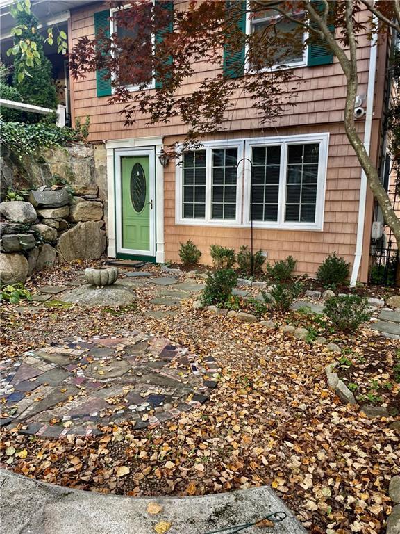Foto principal - 362 Tillinghast Rd