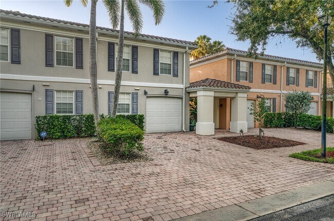Foto del edificio - 5633 Cove Cir