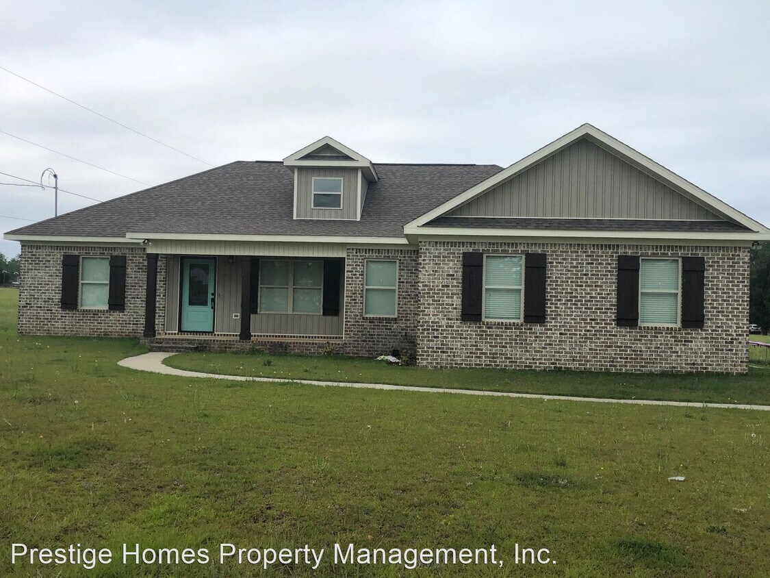 Primary Photo - 3 br, 2.5 bath House - 2760 Trawick Road