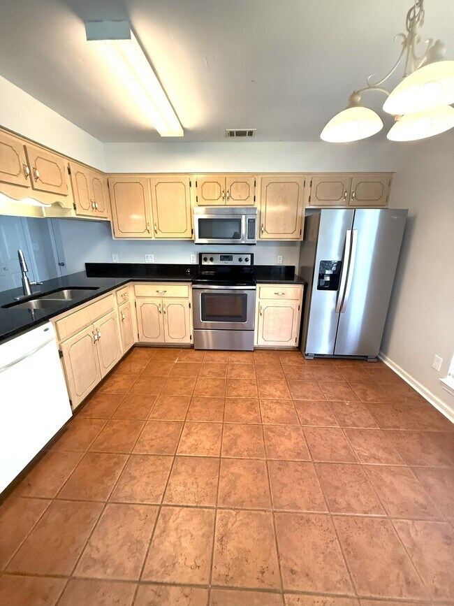 Foto del edificio - 4807 Summer Creek Cove