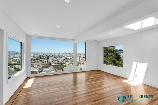 Foto del edificio - Bernal Heights: Remodeled Single Family Home w/ Views, Hot Tub & Solar Panels
