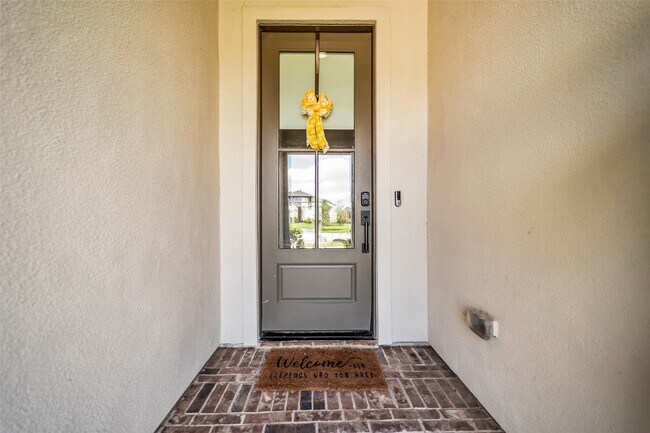 Building Photo - 2502 Ocean Key Dr