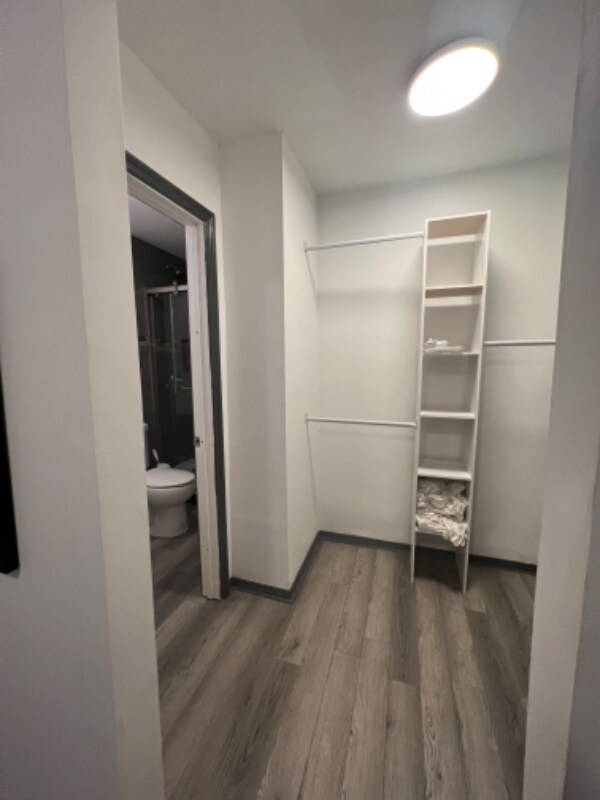 Foto del edificio - 716 Flint Ridge Dr