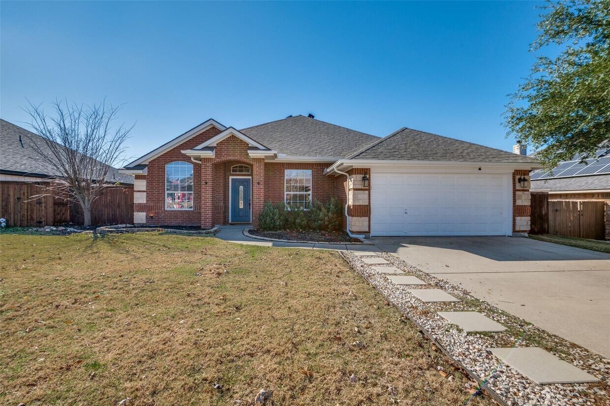 Primary Photo - Amazing 3 Bed, 2 Bath Rental Available in ...