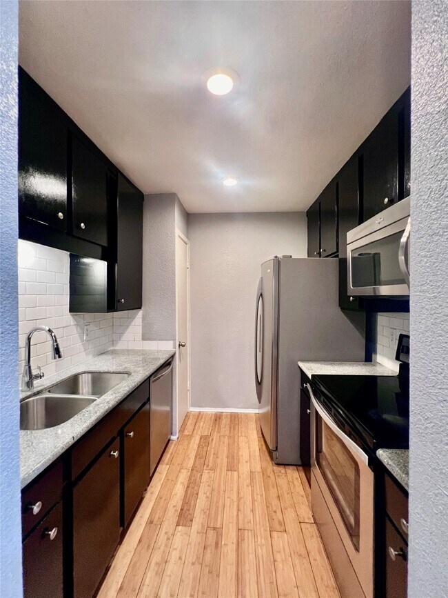Foto del edificio - 10047 Westpark Dr