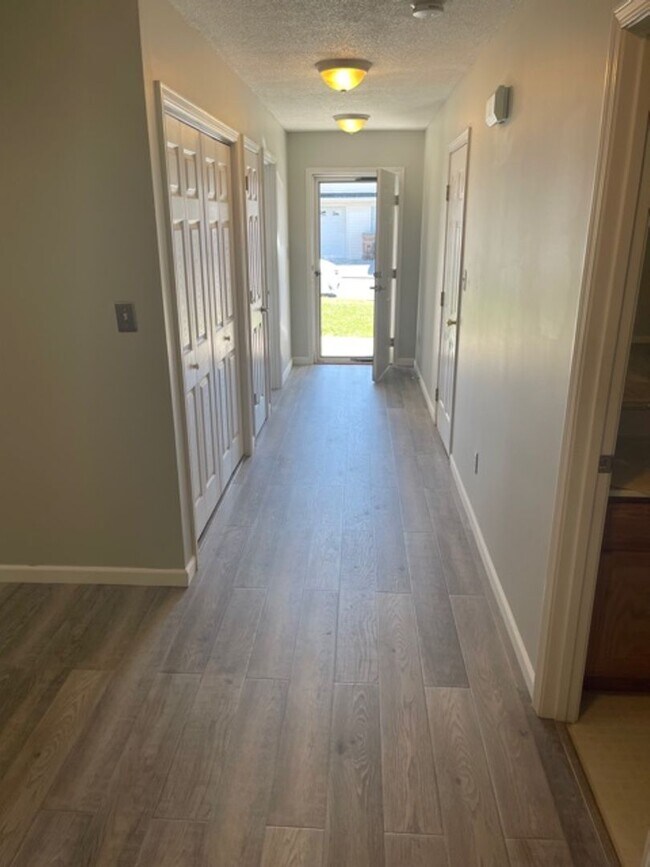Foto del edificio - Knoxville 37912 - 2 Bedroom, 2 bath condo ...