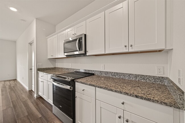 Building Photo - 1037 Lacebark Pne Ln