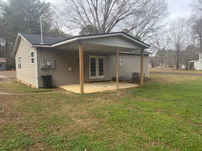 Building Photo - 433 Bridle Trace Dr