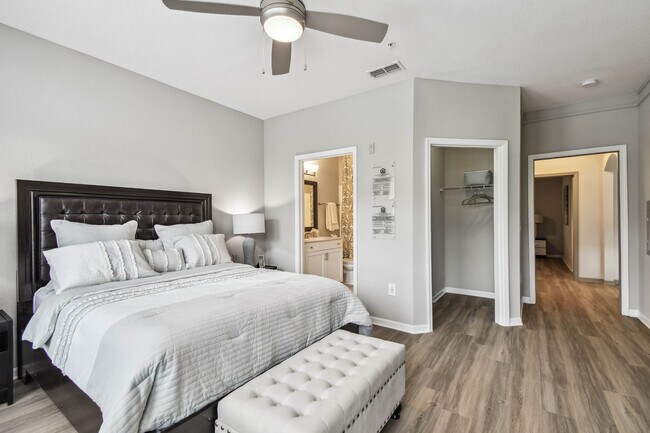 Foto del edificio - Seasons at Westchase