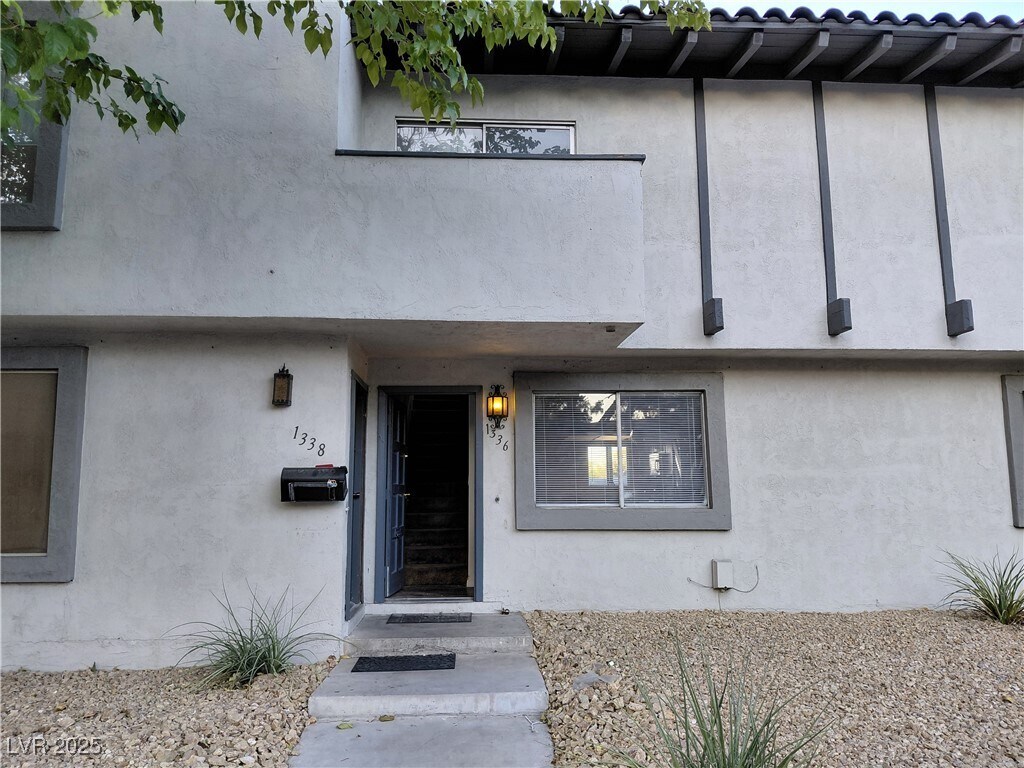 Foto principal - 1336 N Jones Blvd