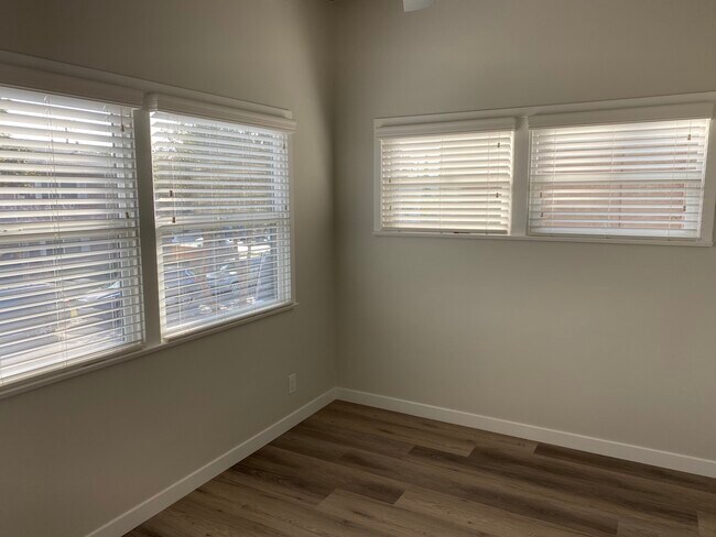 Foto del edificio - 213 Park Ave