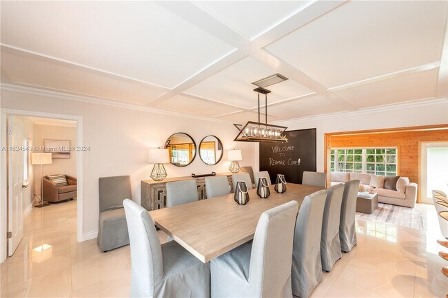 Foto del edificio - 780 SW 66th Ave