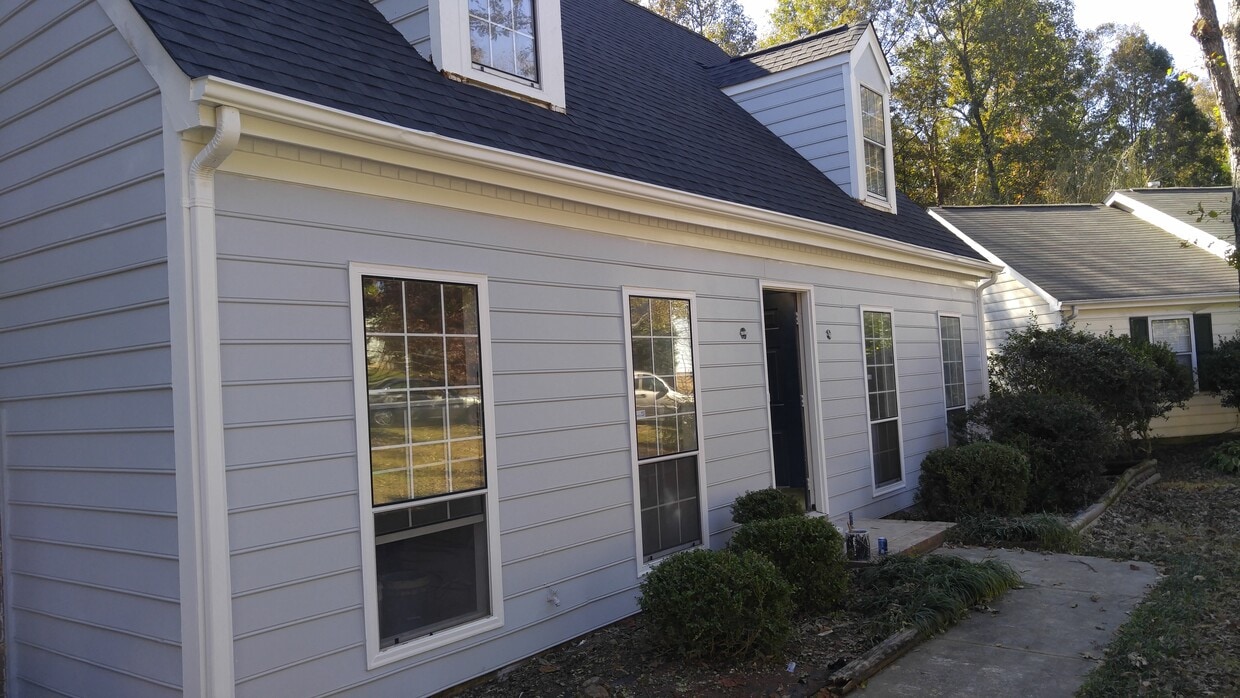 Foto del edificio - 8529 Red Setter Ln