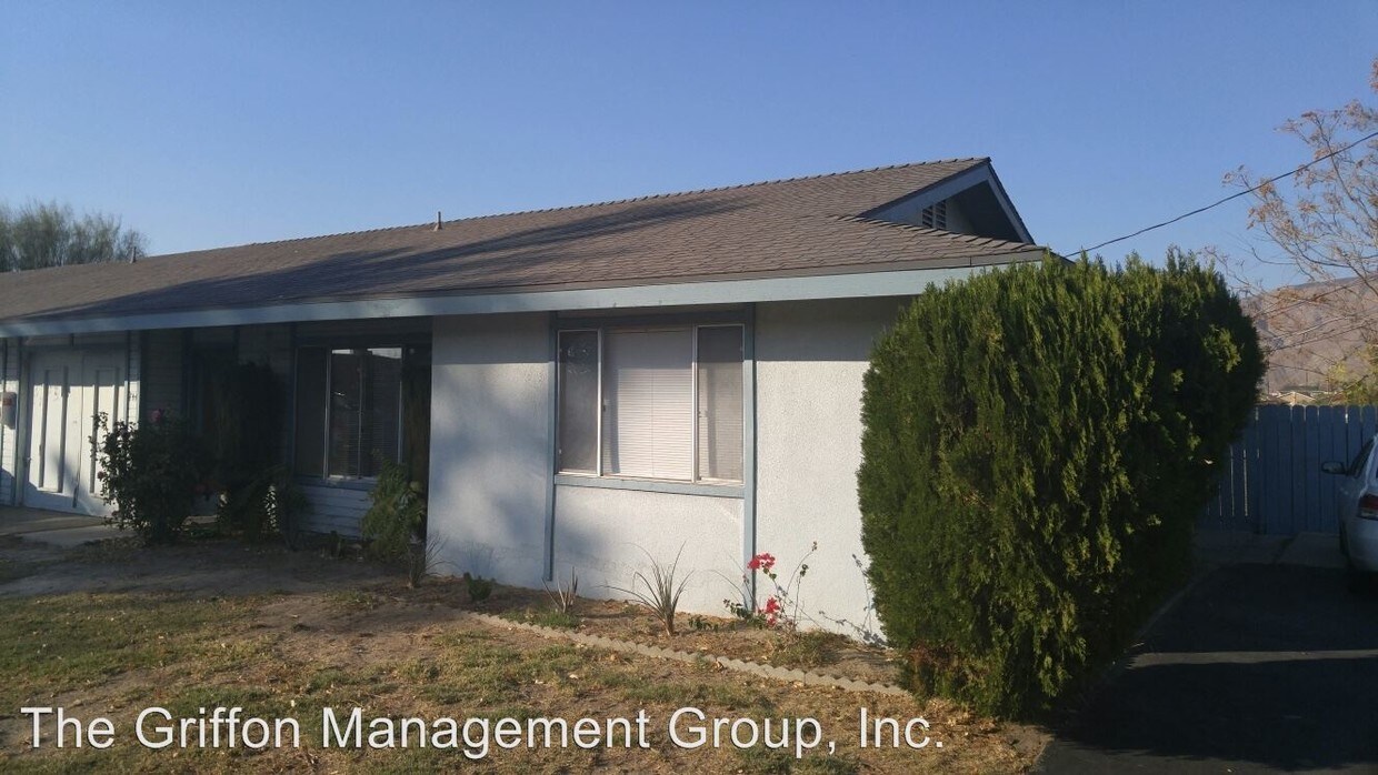 Primary Photo - 740 S Jordan Ave