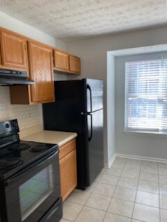 Building Photo - 3869 Meadow Creek Dr