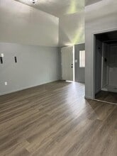 Building Photo - 4049 Lucille St