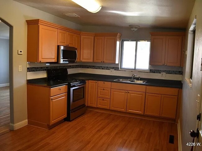 Photo - 4226 W 4495 S House