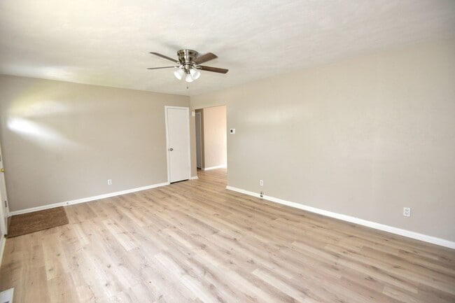 Photo - 278 APPIAN AVENUE House