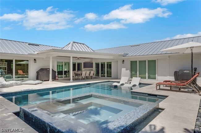Foto del edificio - 765 High Pines Dr