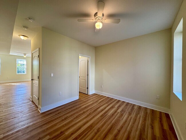 Building Photo - "Urban Charm in Baltimore, MD for rent