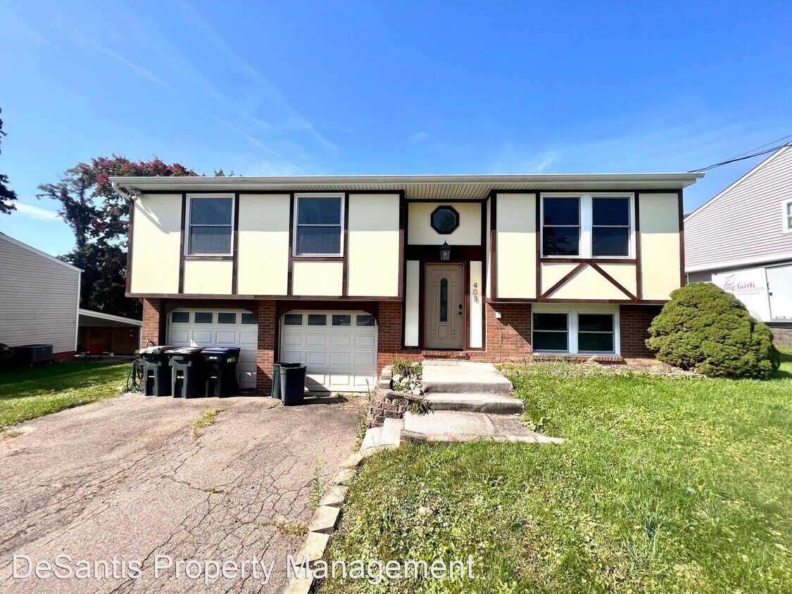 Primary Photo - 3 br, 1.5 bath House - 408 Nike Road