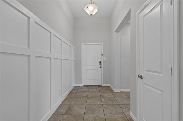 Building Photo - 1207 Burlingame Dr