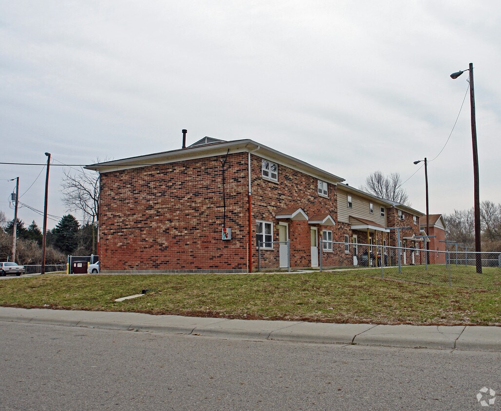 Building Photo - 1303 Perry St
