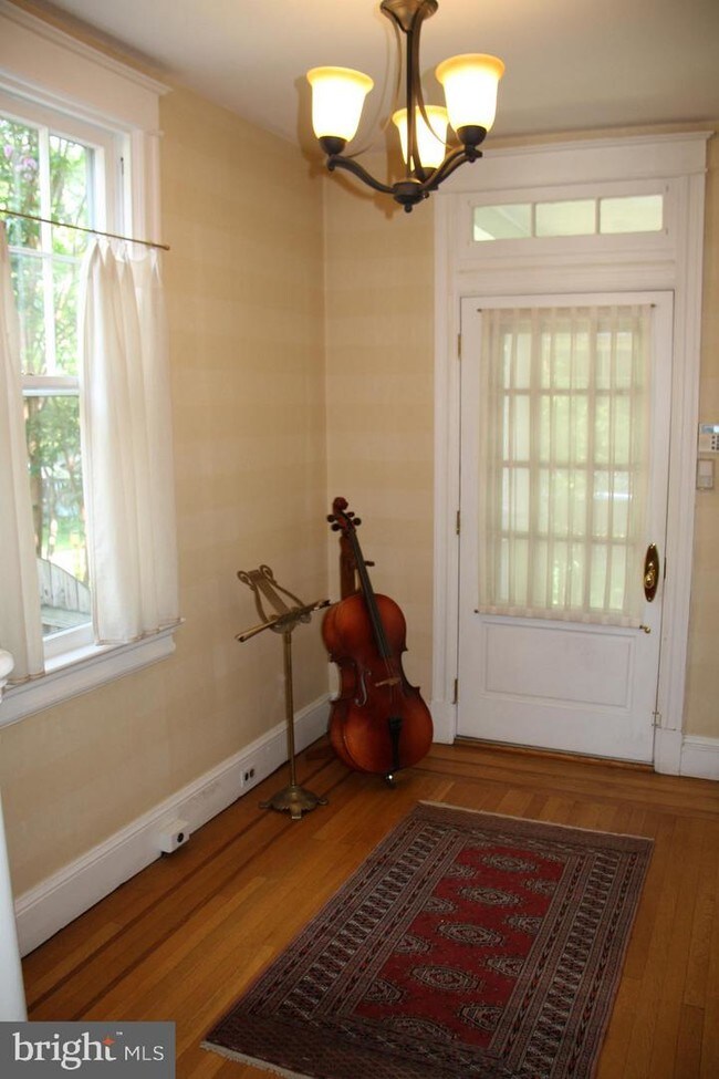 Foto del edificio - 3710 Livingston St NW