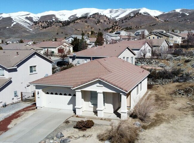 Foto del edificio - Stunning 3-Bedroom Home in Desirable North...
