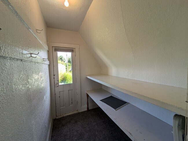 Foto del edificio - Sunnyland Neighborhood House Close to EVERYTHING