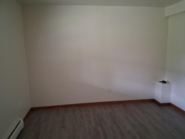 Foto del edificio - 718 Forest Rd