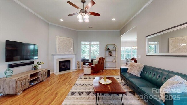 Foto del edificio - 5725 Brookhaven Rd