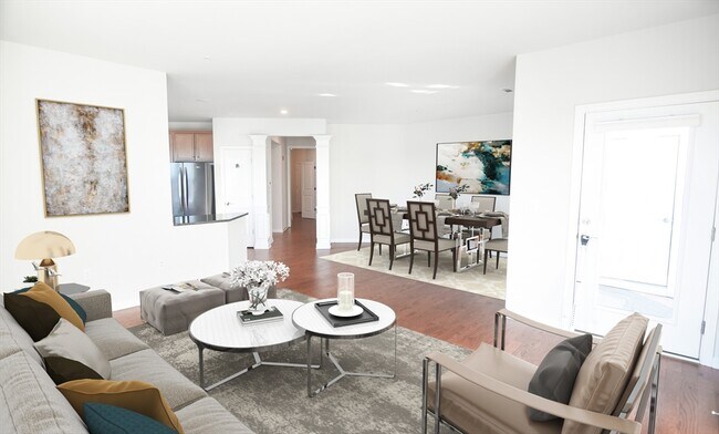 Building Photo - 120 University Ave