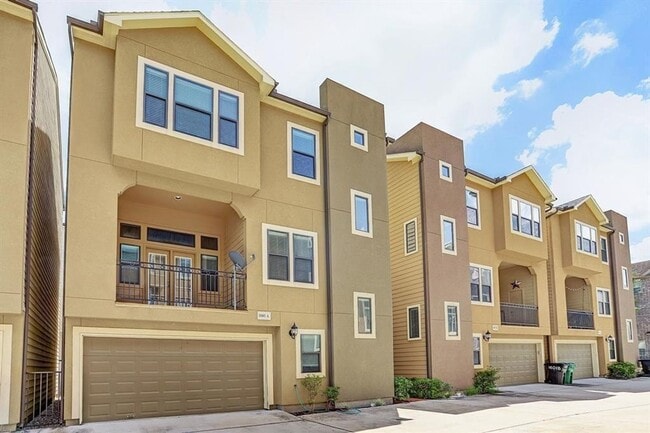 Gorgeous Contemporary Three Bedroom! - Gorgeous Contemporary Three Bedroom! House