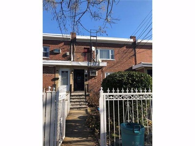 Primary Photo - 3231 Kingsland Ave
